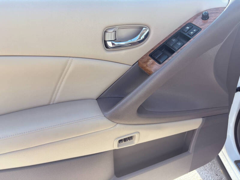 2012 Nissan Murano Platinum Edition