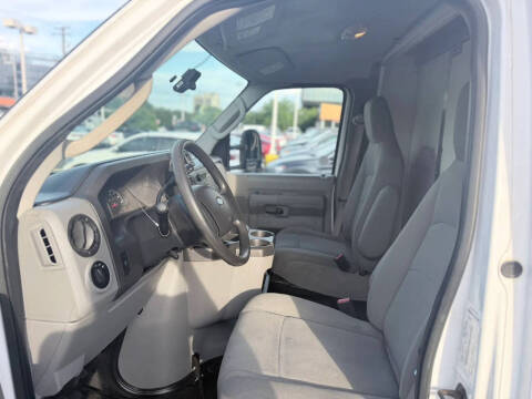 2016 Ford E-Series