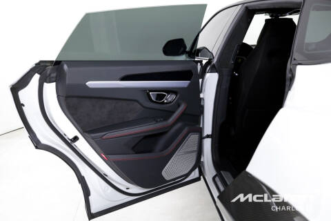 2022 Lamborghini Urus