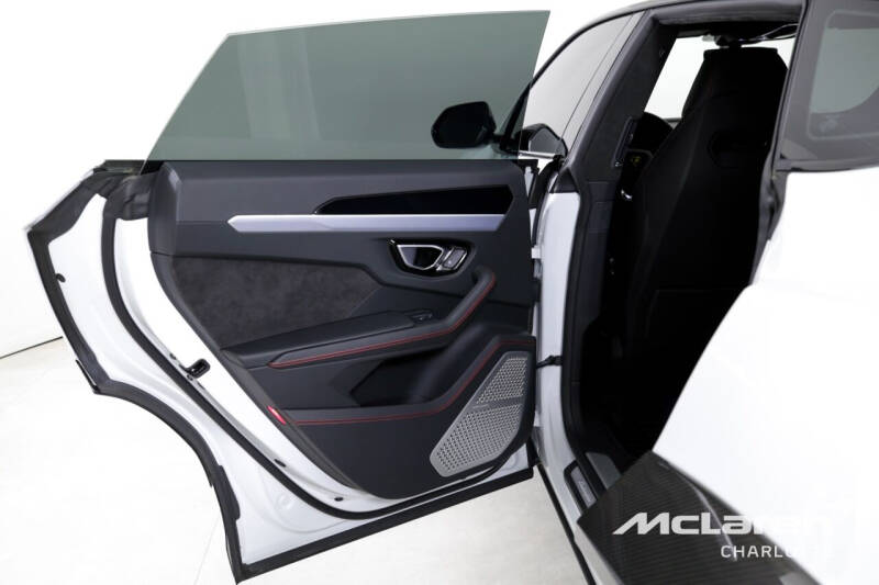 2022 Lamborghini Urus