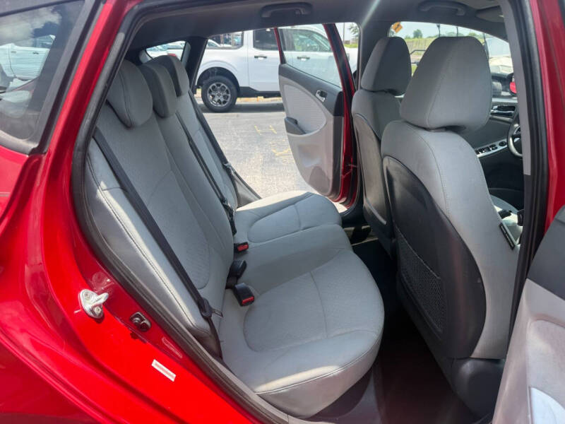 2014 Hyundai Accent SE