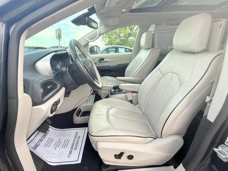 2019 Chrysler Pacifica Hybrid