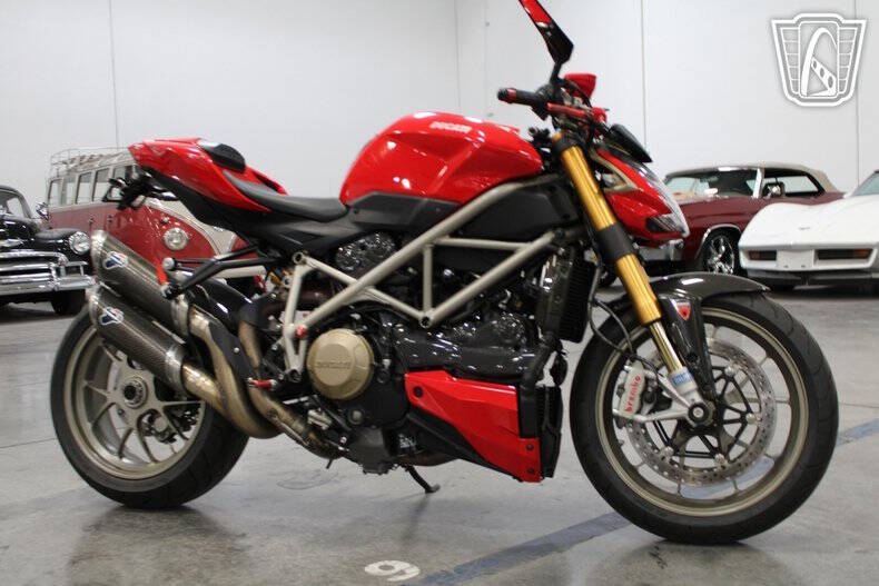 2010 Ducati Streetfighter