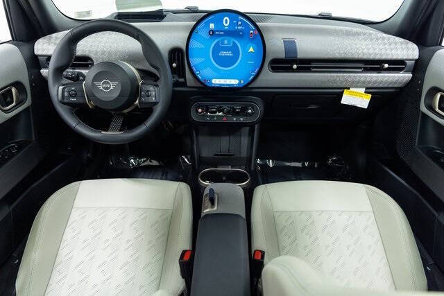 2025 MINI Hardtop 4 Door Cooper S Signature Trim