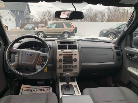2011 Ford Escape XLT