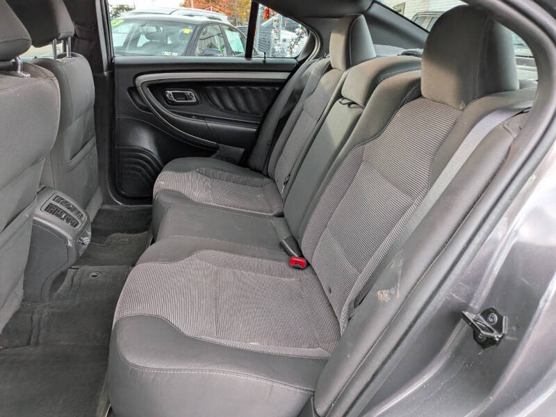 2014 Ford Taurus SEL