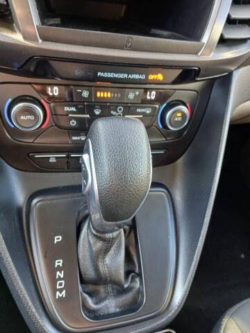 2022 Ford Transit Connect XLT