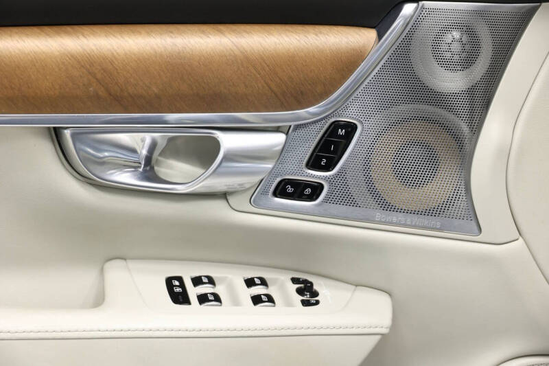 2019 Volvo S90 T8 Inscription