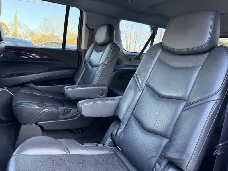 2017 Cadillac Escalade ESV Standard
