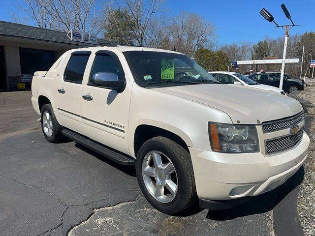 2011 Chevrolet Avalanche LTZ