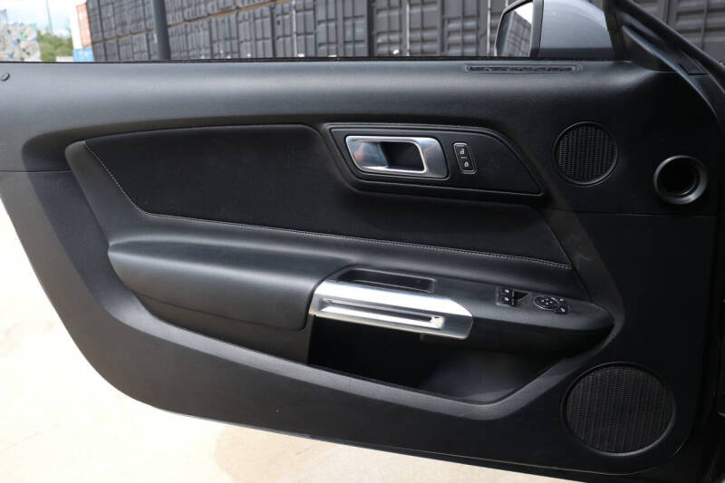 2023 Ford Mustang EcoBoost Premium