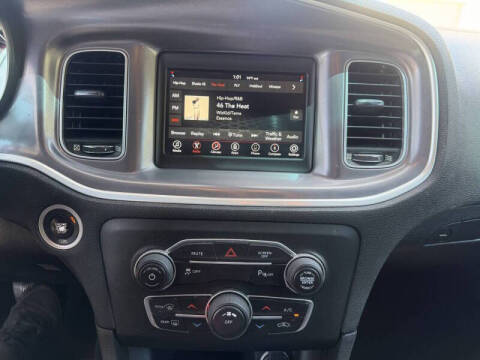 2019 Dodge Charger SXT