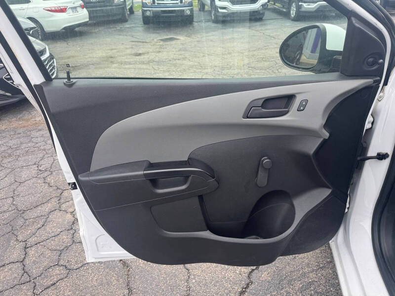 2019 Chevrolet Sonic LT Auto Fleet