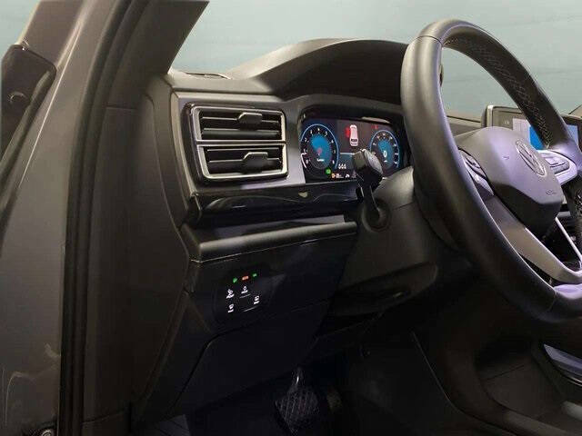 2025 Volkswagen Atlas Cross Sport SE 4Motion