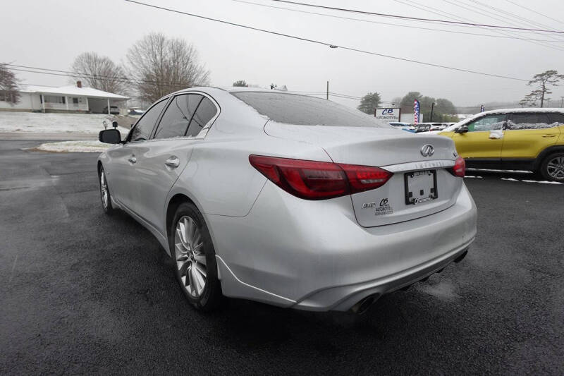 2018 Infiniti Q50 3.0T Luxe