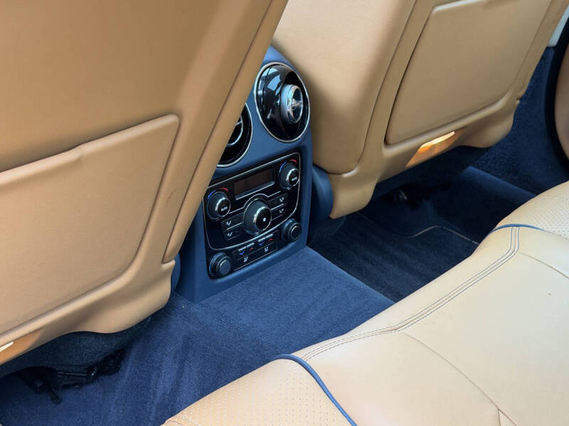 2013 Jaguar XJ