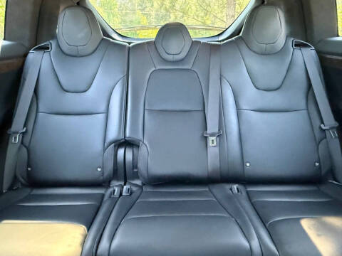 2019 Tesla Model X Standard Range