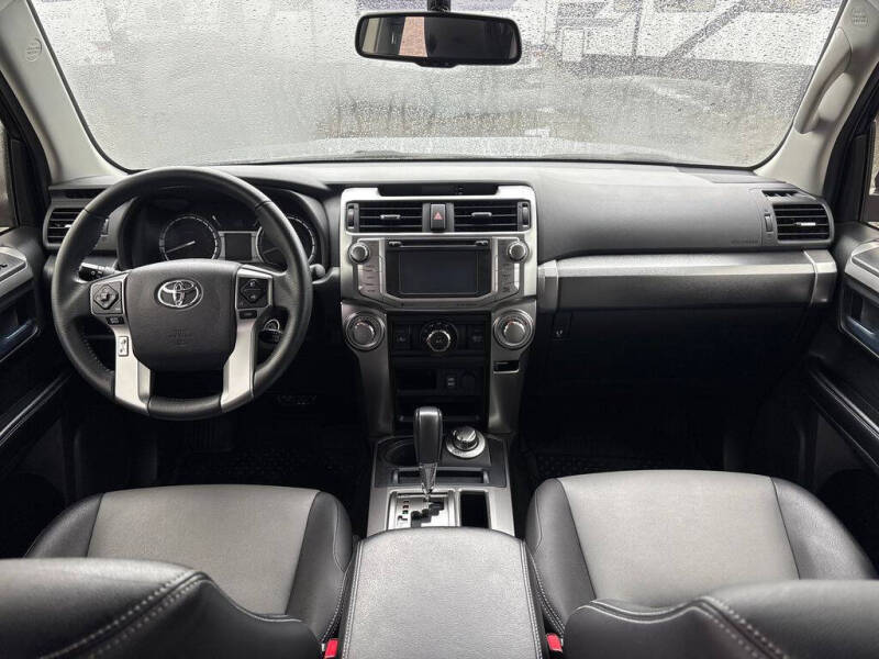 2016 Toyota 4Runner SR5 Premium