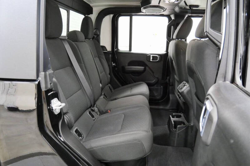 2021 Jeep Gladiator Willys