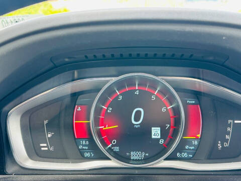 2015 Volvo XC60 T5 Drive-E Premier Plus