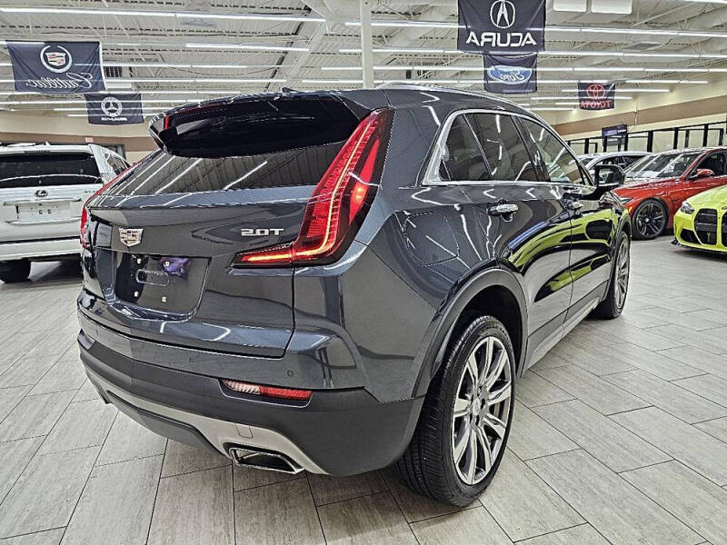 2019 Cadillac XT4 Premium Luxury