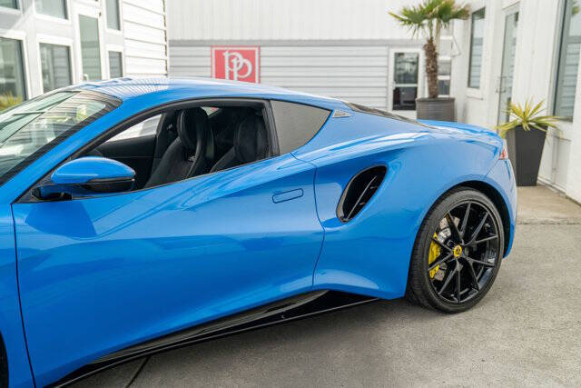 2024 Lotus Emira 5