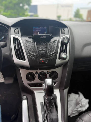 2013 Ford Focus SE