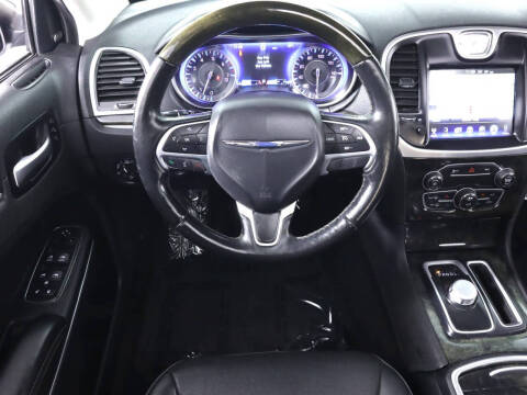 2016 Chrysler 300 C
