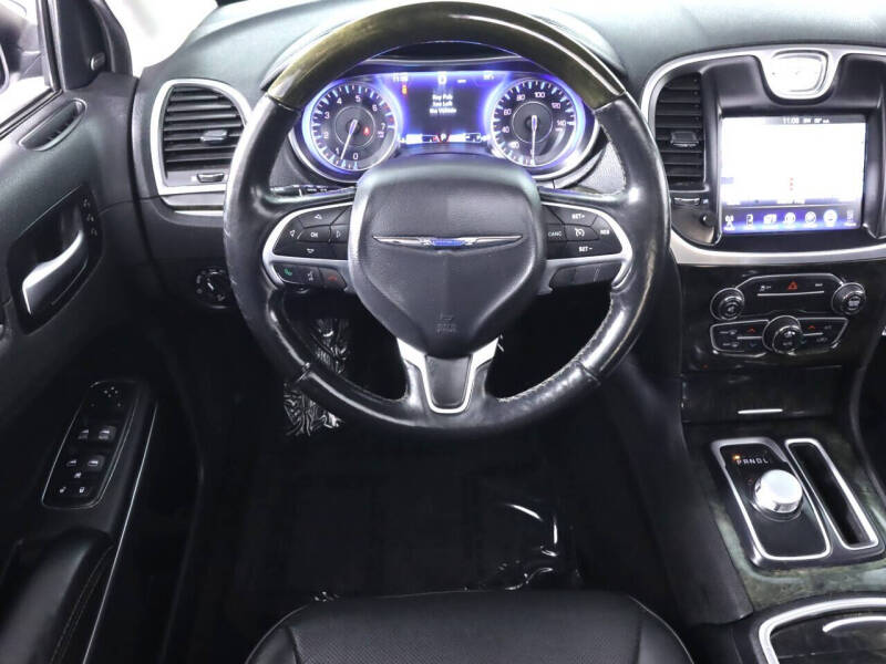 2016 Chrysler 300 C