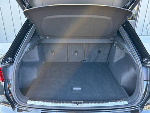 2025 Audi Q3 quattro S line Premium 45 TFSI