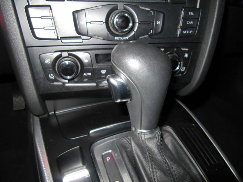 2012 Audi A5 2.0T quattro Premium Plus