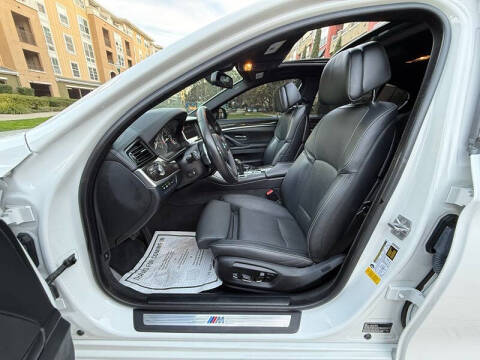 2016 BMW 5 Series 550i