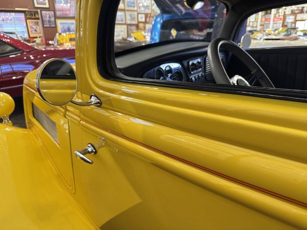 1934 Ford 3 Window Coupe 44