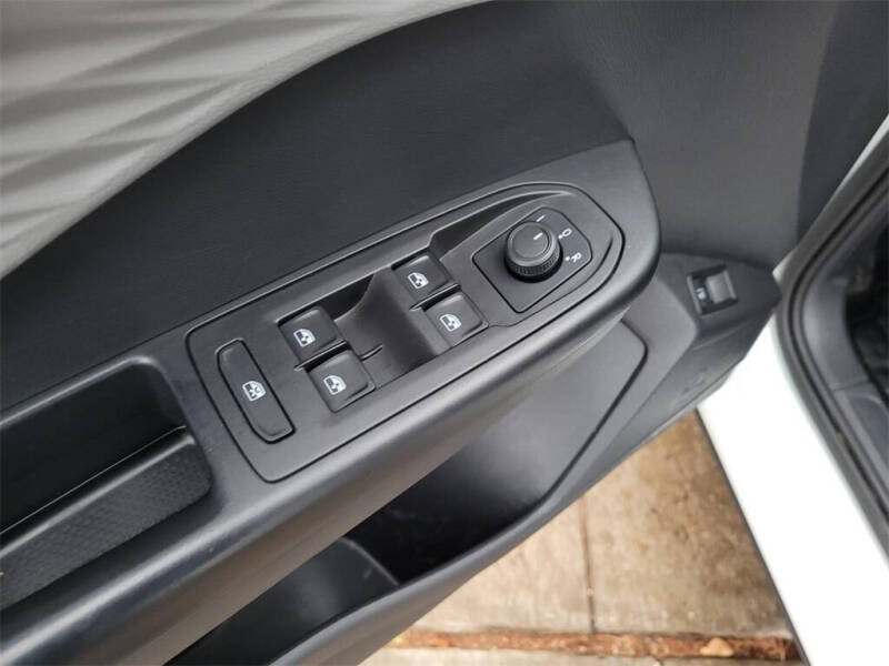 2022 Volkswagen Taos S