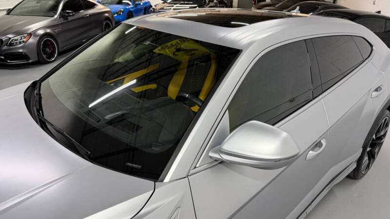 2022 Lamborghini Urus
