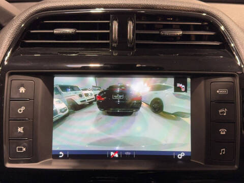 2018 Jaguar XE 25t Premium