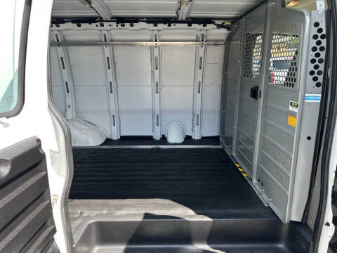 2017 Chevrolet Express 2500