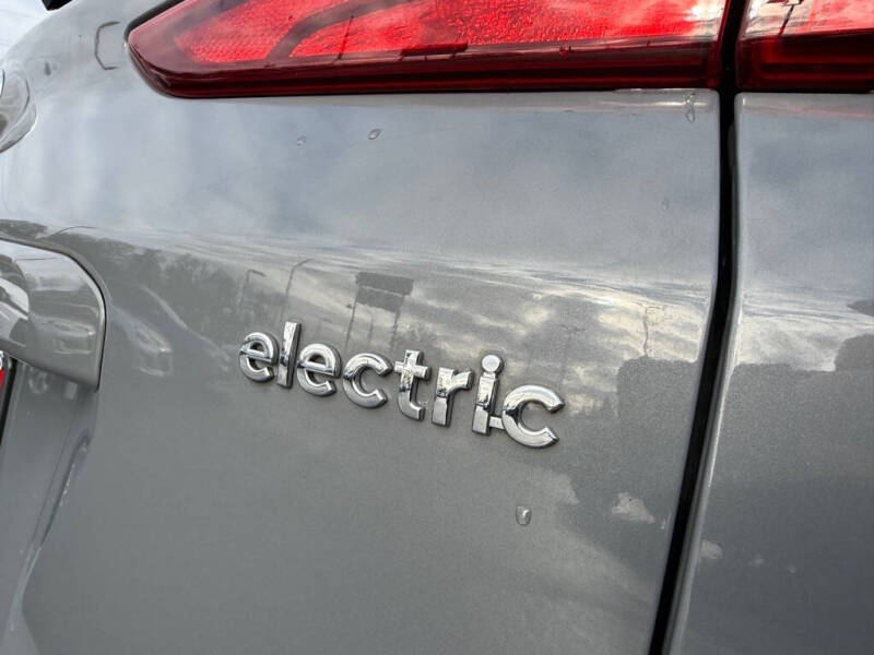 2023 Hyundai Kona Electric SE