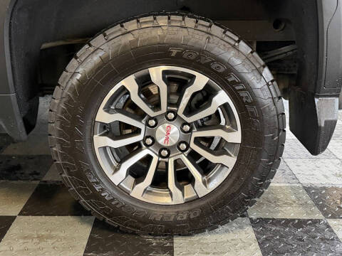 2022 GMC Sierra 1500 Limited AT4