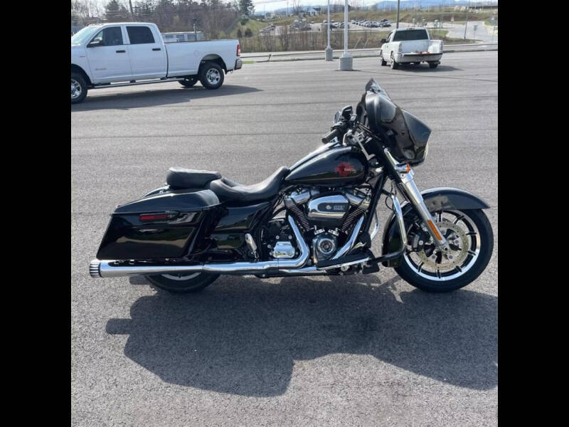 2019 Harley-Davidson FLHT for sale at Expert Sales LLC in North Ridgeville OH