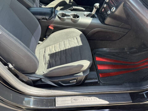 2017 Ford Mustang EcoBoost Premium
