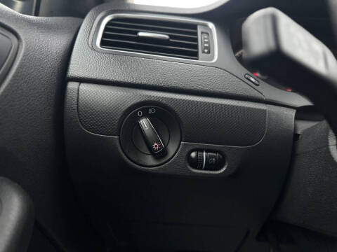 2012 Volkswagen Jetta