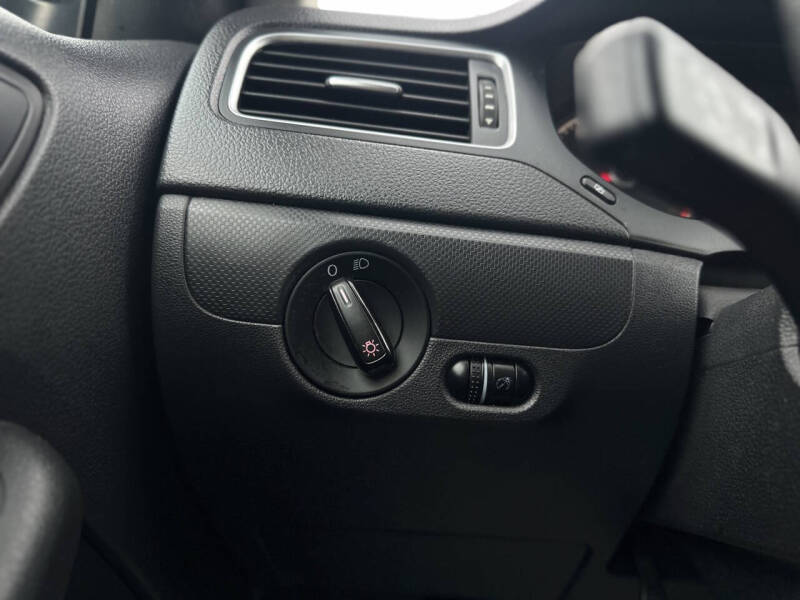 2012 Volkswagen Jetta