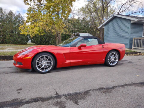 2006 Chevrolet Corvette for sale at Dave's Car Corner in Hartford City IN