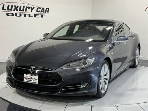 2015 Tesla Model S for sale at Luxury Car Outlet in West Chicago IL