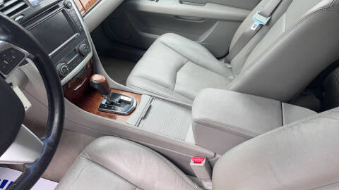 2008 Cadillac SRX V8