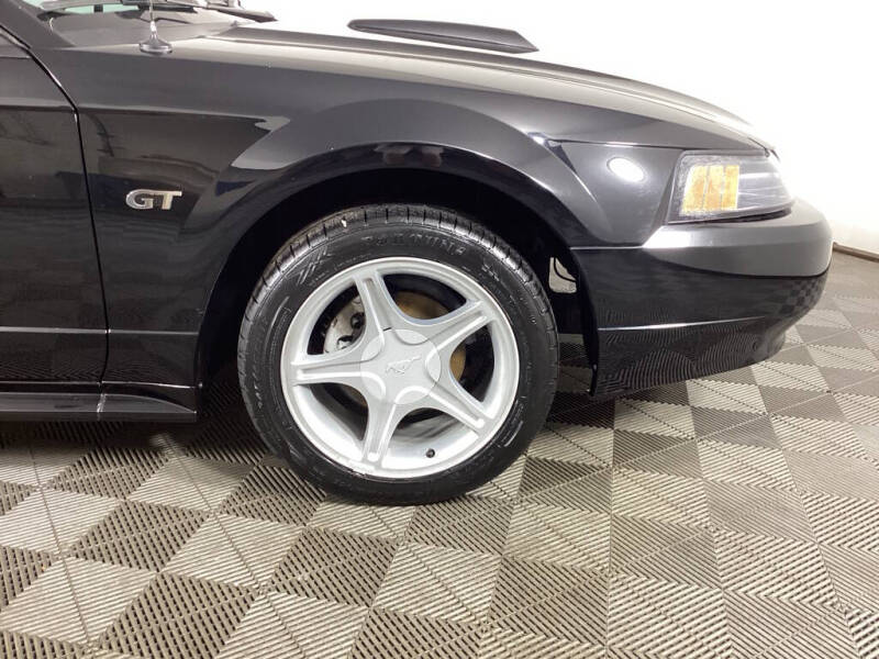 2001 Ford Mustang GT