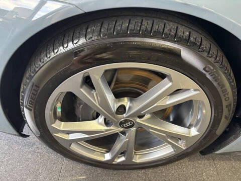 2022 Audi e-tron GT quattro Premium Plus