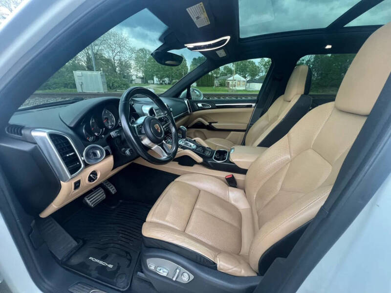 2017 Porsche Cayenne S