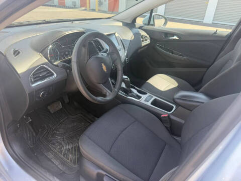 2018 Chevrolet Cruze LS Auto